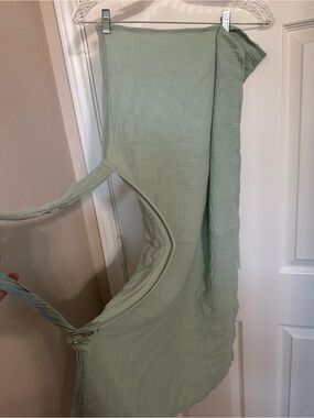 Muslin nursing cover sage green  one size